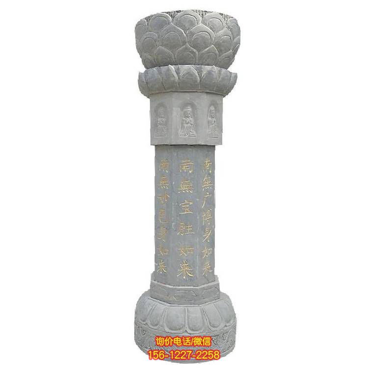 寺院青石雕塑，展現宗教高貴