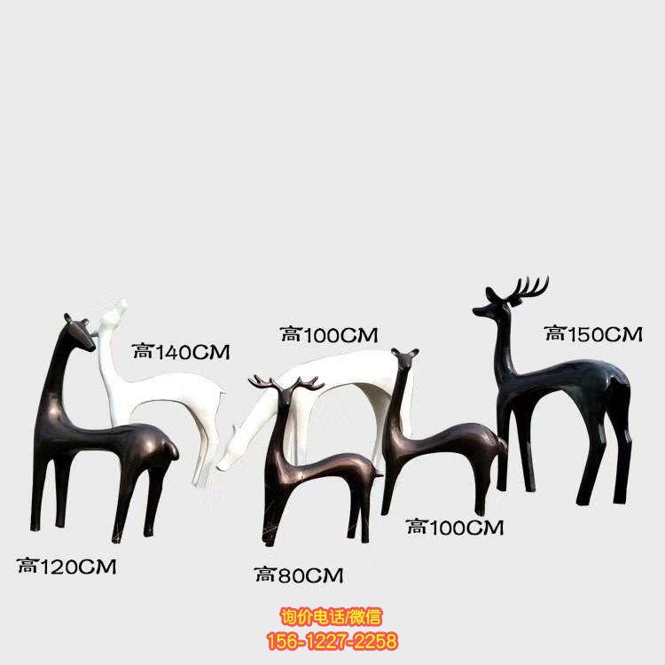 抽象動(dòng)物雕塑，用玻璃鋼裝點(diǎn)廣場(chǎng)售樓部