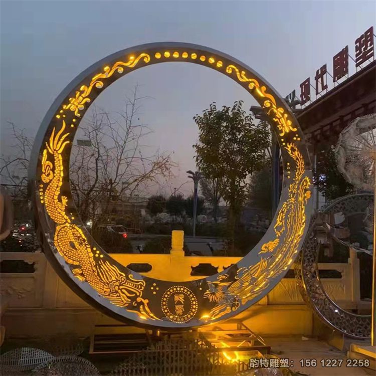 不銹鋼鏡面月亮雕塑,發(fā)光圓環(huán)月亮雕塑加工廠 不銹鋼鏡面月亮雕塑,發(fā)光圓環(huán)月亮雕塑加工廠