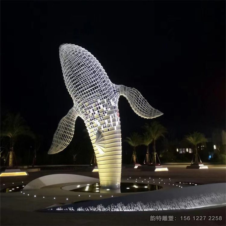 不銹鋼鏤空發(fā)光鯨魚雕塑 大型鯨魚雕塑實例參考 不銹鋼鏤空發(fā)光鯨魚雕塑 大型鯨魚雕塑實例參考